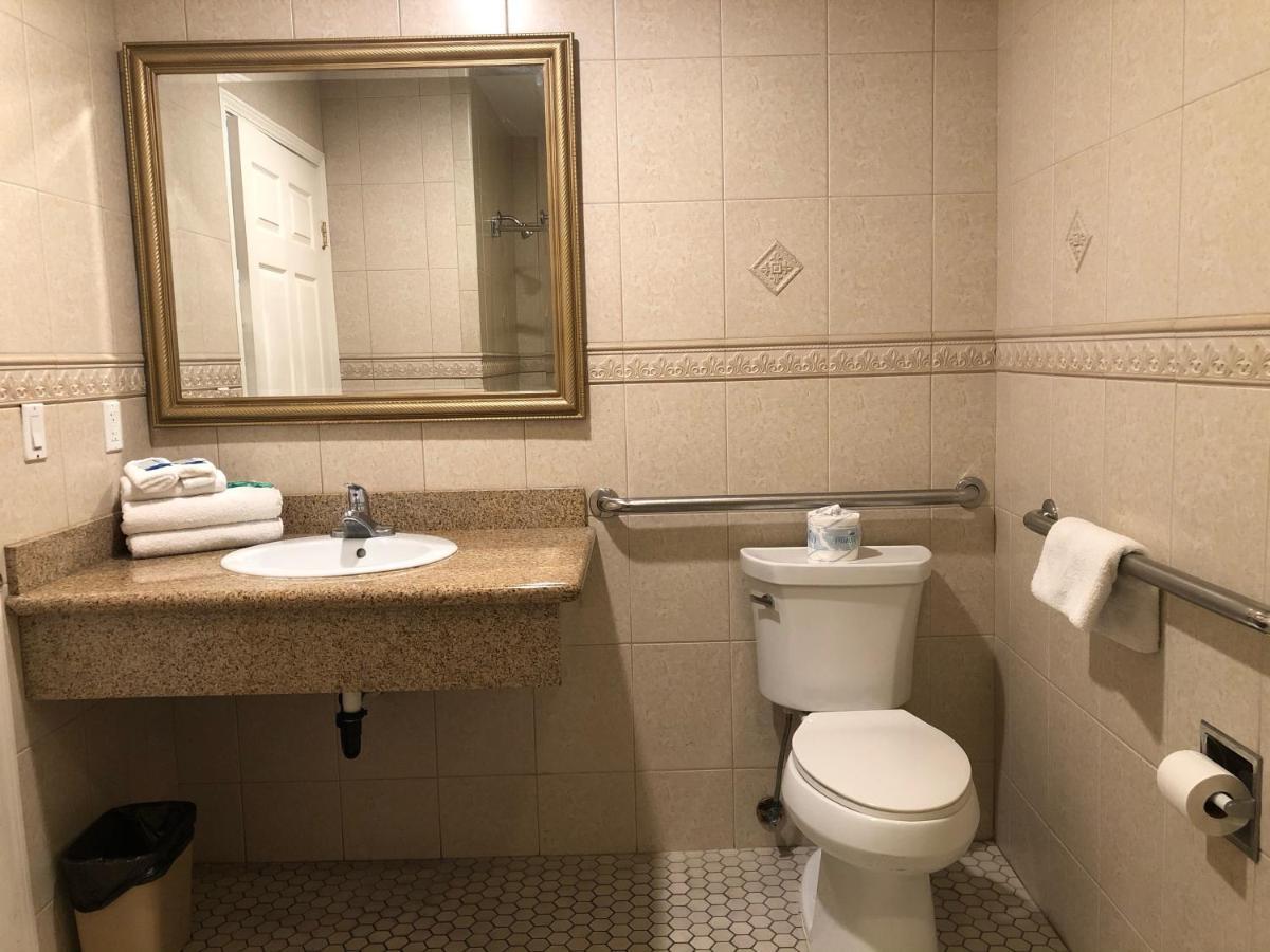 Walnut Inn & Suites West Covina Dış mekan fotoğraf