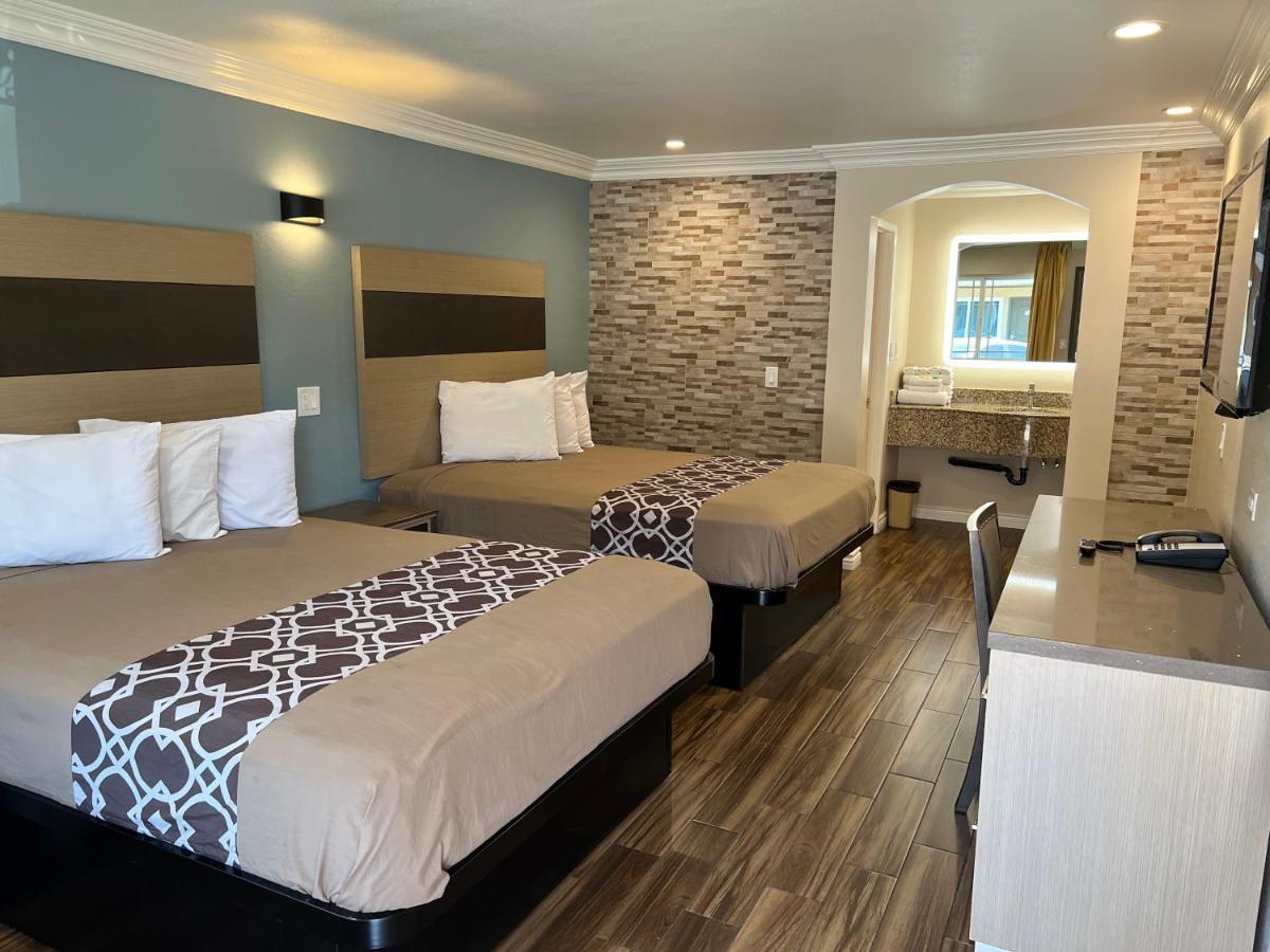 Walnut Inn & Suites West Covina Dış mekan fotoğraf