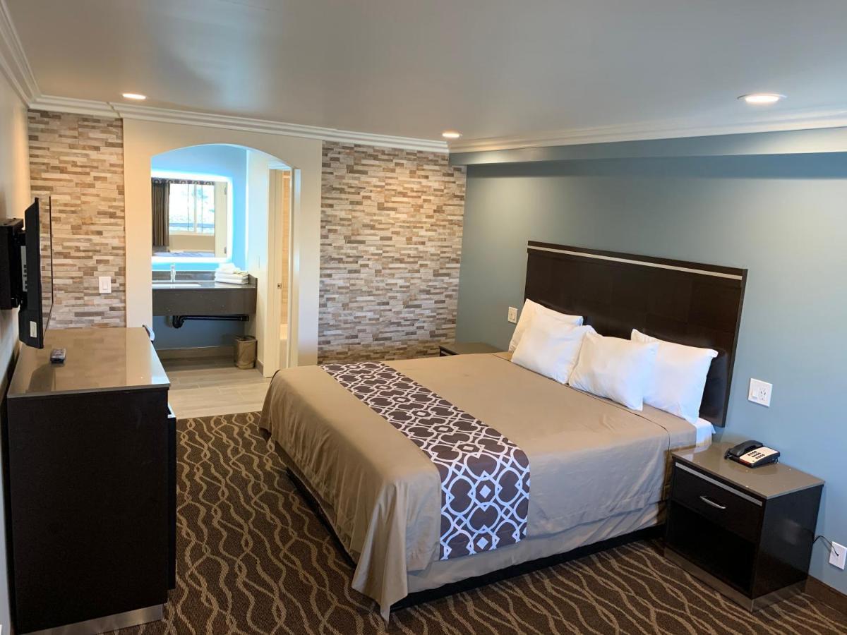 Walnut Inn & Suites West Covina Dış mekan fotoğraf