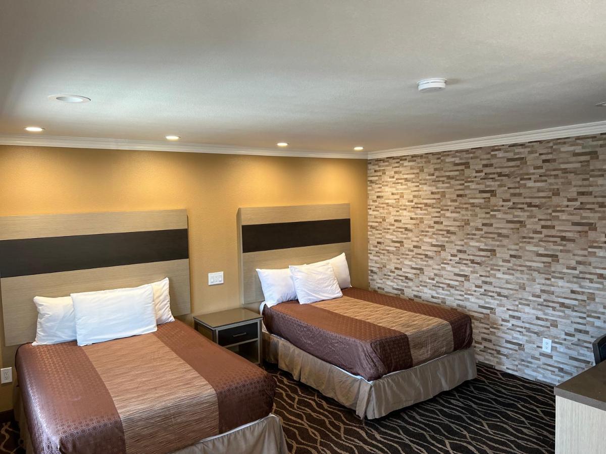 Walnut Inn & Suites West Covina Dış mekan fotoğraf