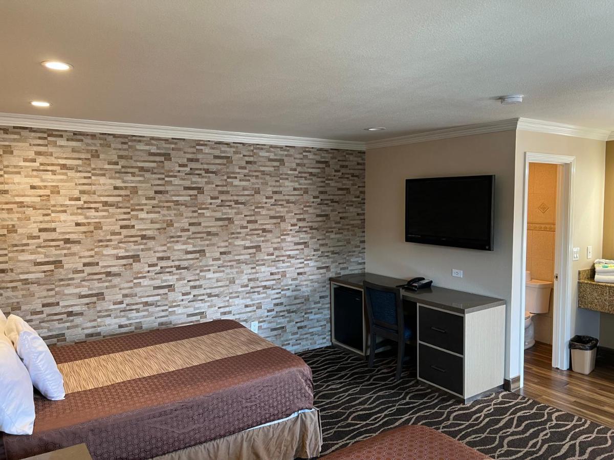 Walnut Inn & Suites West Covina Dış mekan fotoğraf