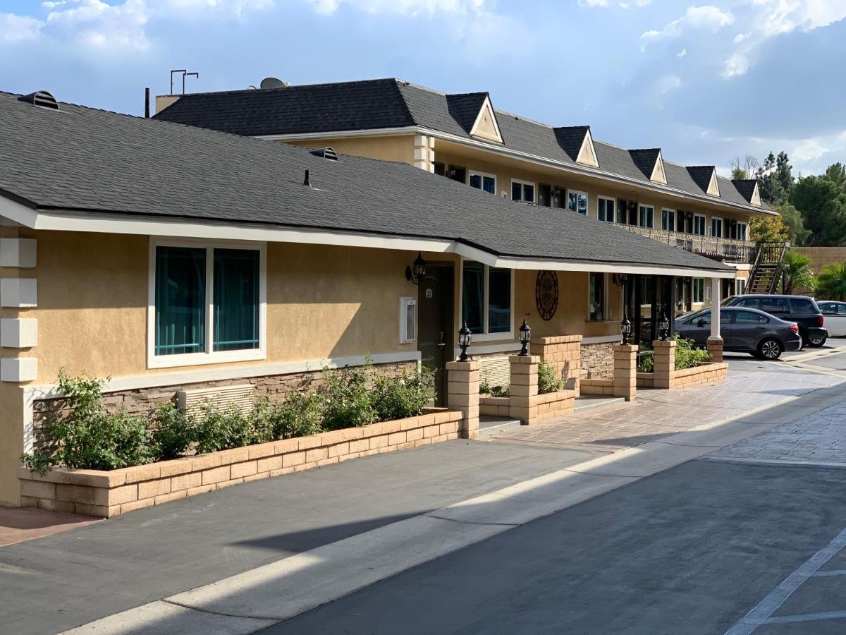 Walnut Inn & Suites West Covina Dış mekan fotoğraf