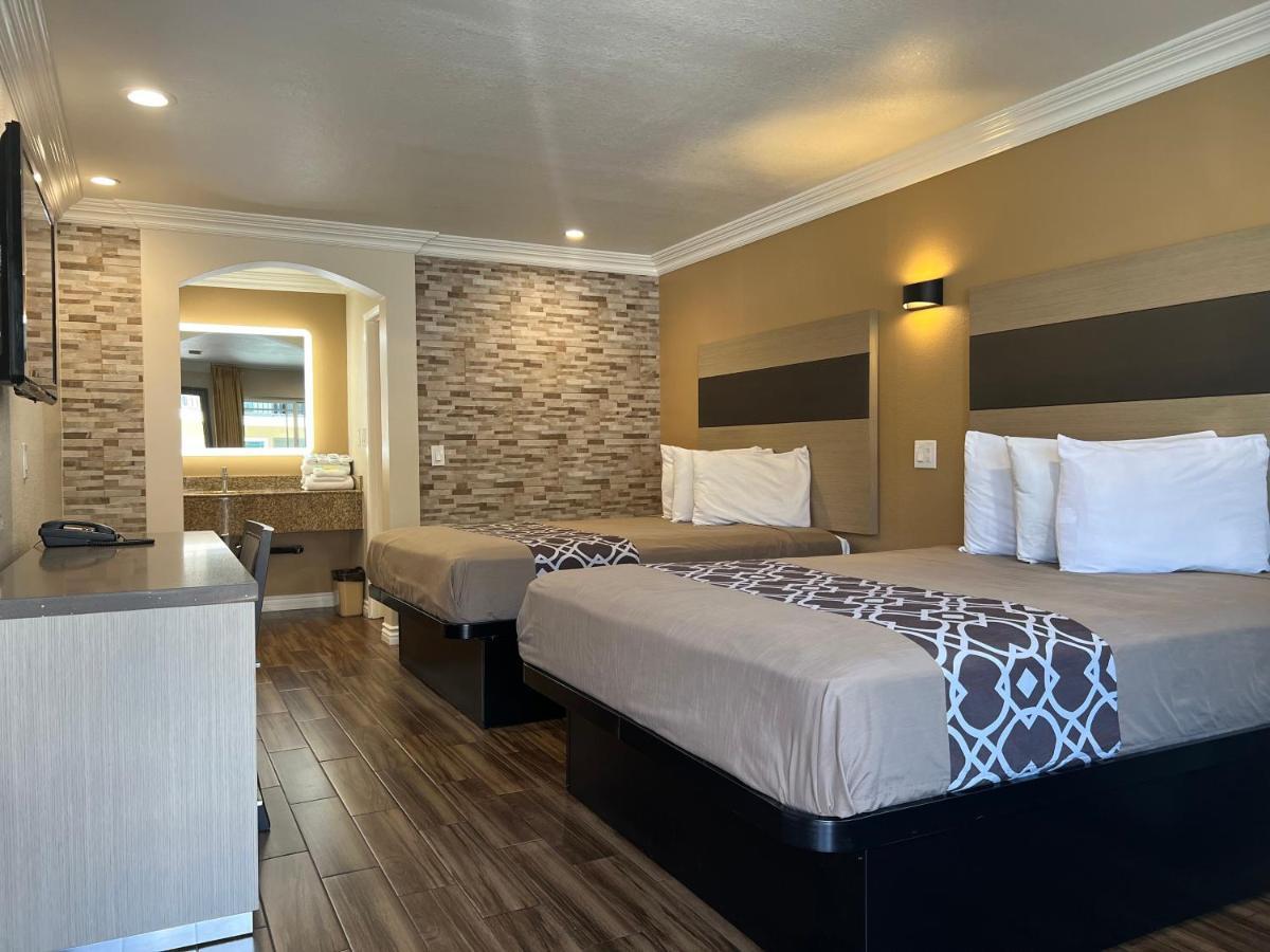 Walnut Inn & Suites West Covina Dış mekan fotoğraf
