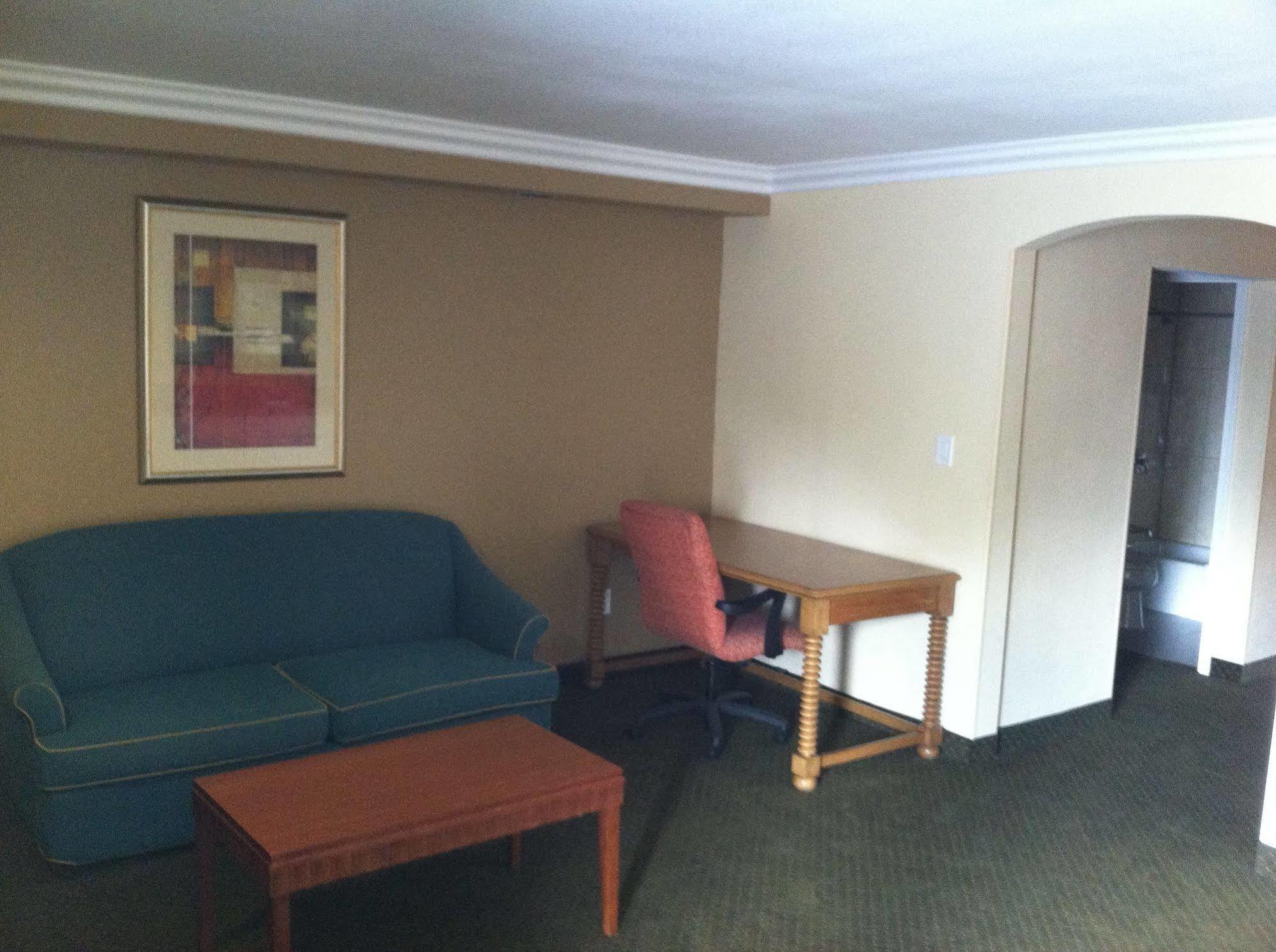 Walnut Inn & Suites West Covina Dış mekan fotoğraf