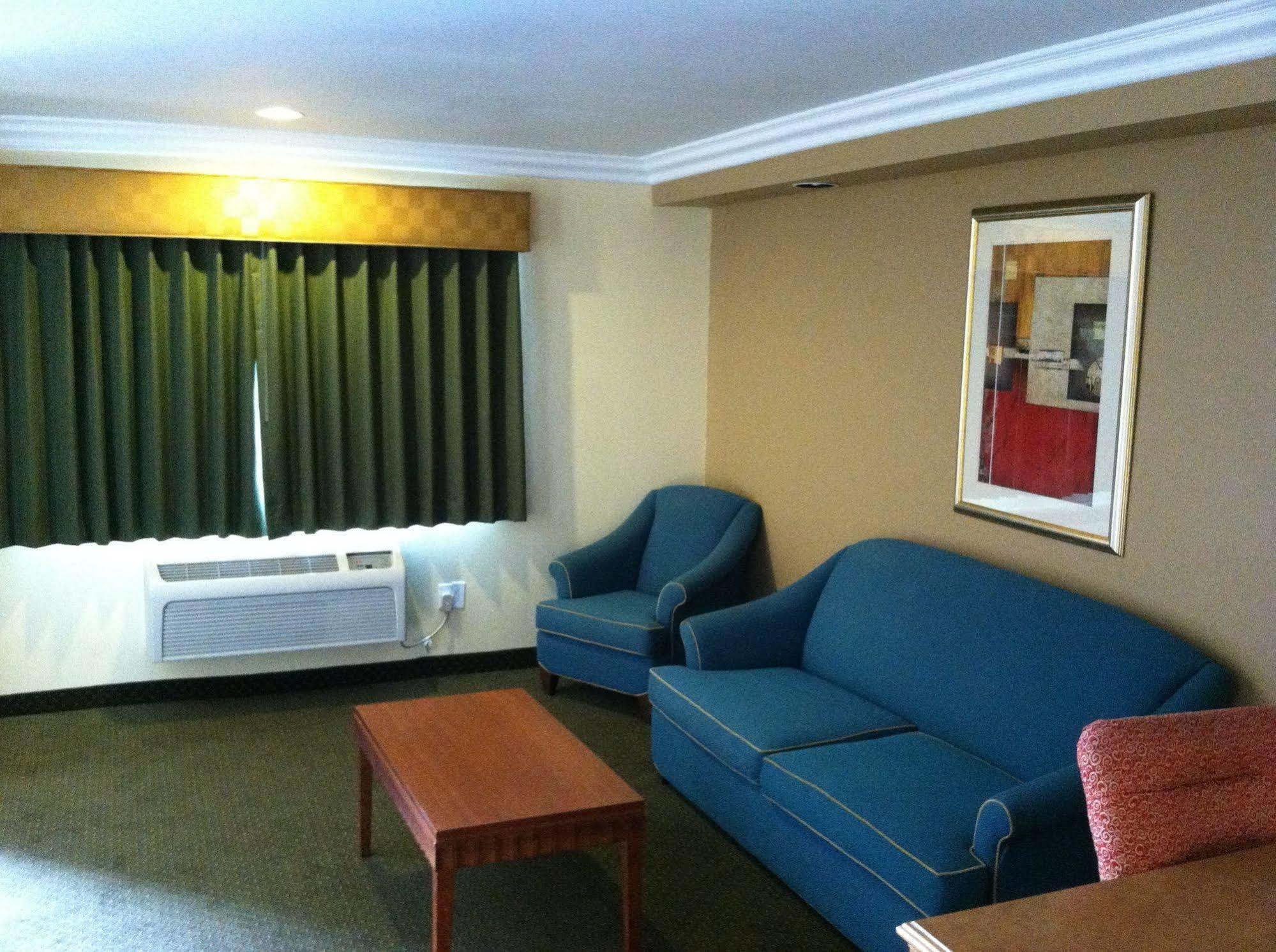 Walnut Inn & Suites West Covina Dış mekan fotoğraf