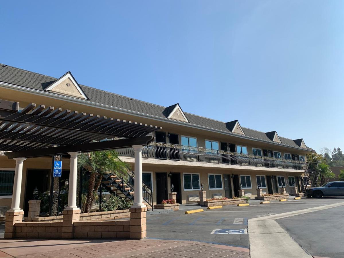 Walnut Inn & Suites West Covina Dış mekan fotoğraf